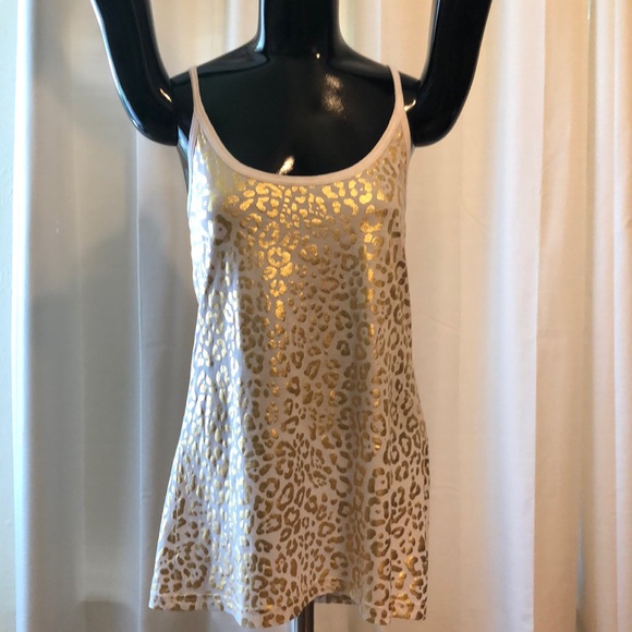 No Boundaries Tops - No boundaries Tank top